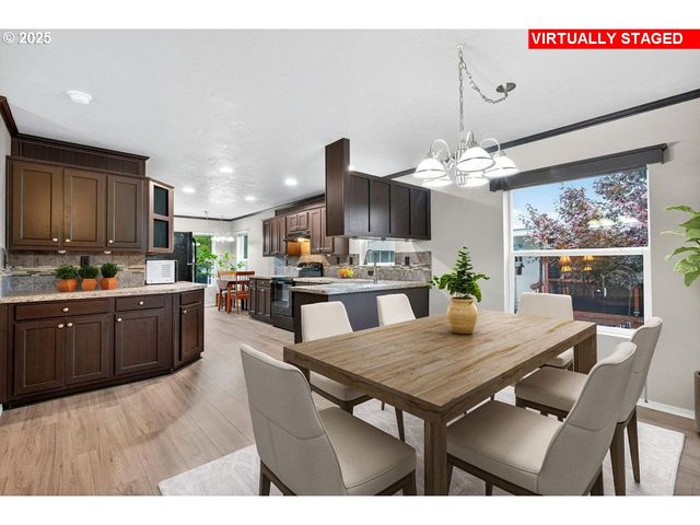 900 Ne FRANCIS Ave 29, Gresham, OR 97030