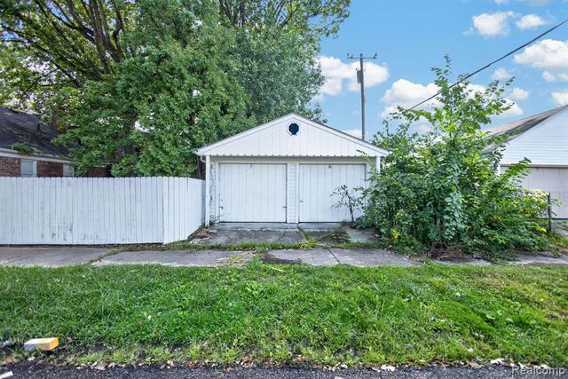 4215 Three Mile Drive, Detroit, MI 48224