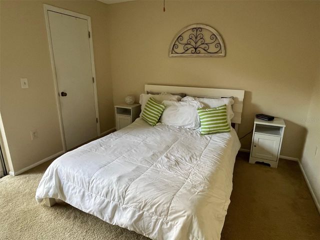 670 GREEN VALLEY ROAD F5, Palm Harbor, FL 34683
