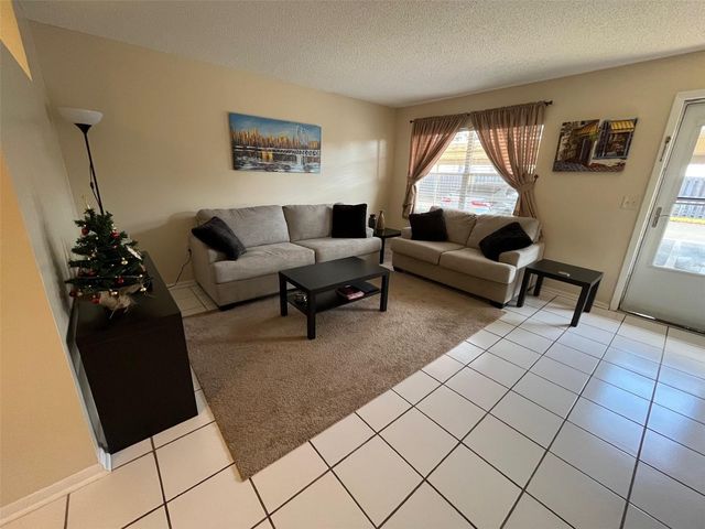 670 GREEN VALLEY ROAD F5, Palm Harbor, FL 34683