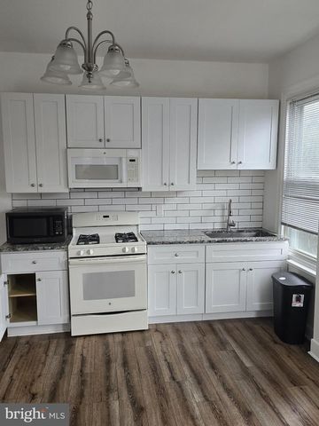 5017 PENN ST, Philadelphia, PA 19124