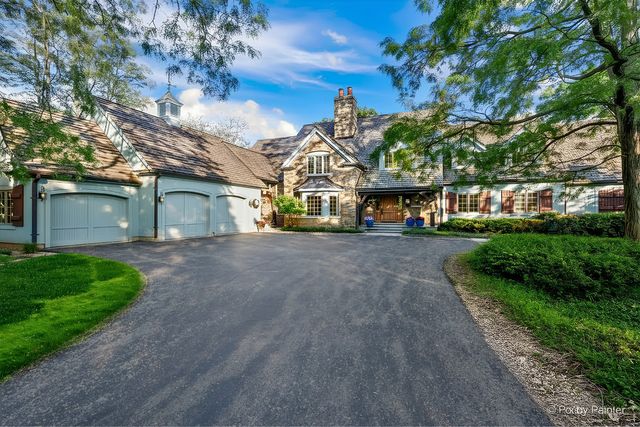 1425 Galloway Drive, Woodstock, IL 60098