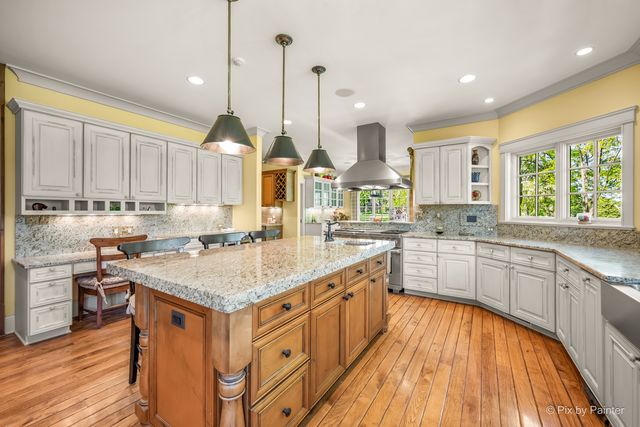 1425 Galloway Drive, Woodstock, IL 60098