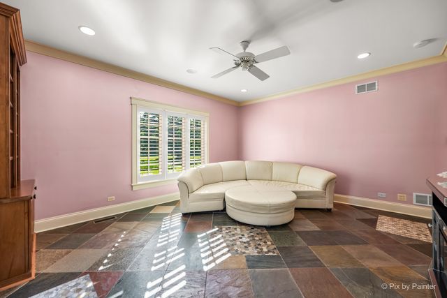 1425 Galloway Drive, Woodstock, IL 60098