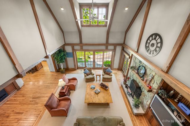 1425 Galloway Drive, Woodstock, IL 60098