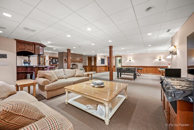 1425 Galloway Drive, Woodstock, IL 60098