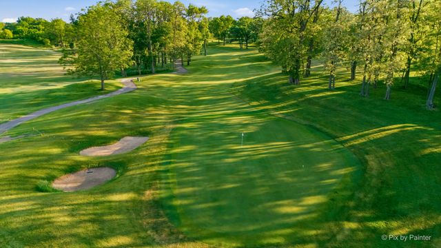 1425 Galloway Drive, Woodstock, IL 60098