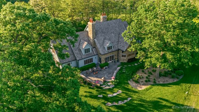 1425 Galloway Drive, Woodstock, IL 60098