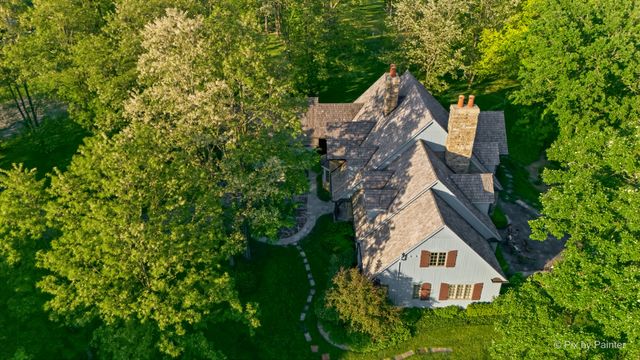 1425 Galloway Drive, Woodstock, IL 60098