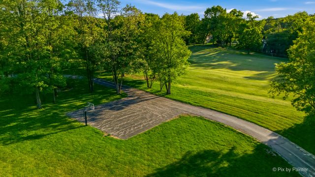 1425 Galloway Drive, Woodstock, IL 60098