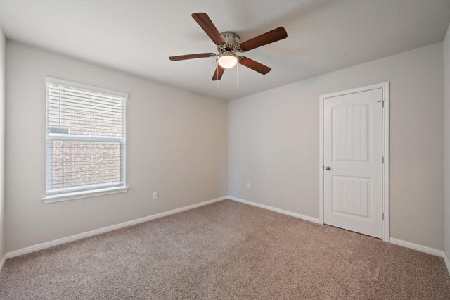 433 Dubina Ave, Georgetown, TX 78626