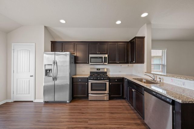 433 Dubina Ave, Georgetown, TX 78626