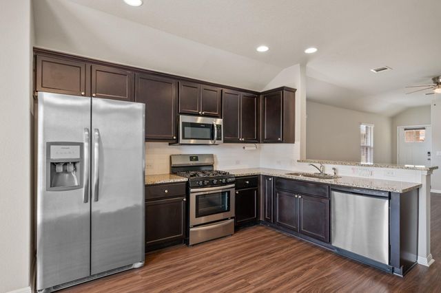 433 Dubina Ave, Georgetown, TX 78626
