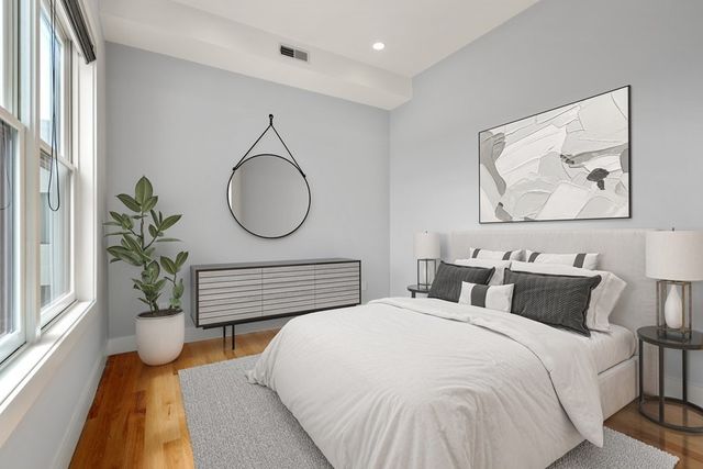 45 A Street 4, Boston, MA 02127