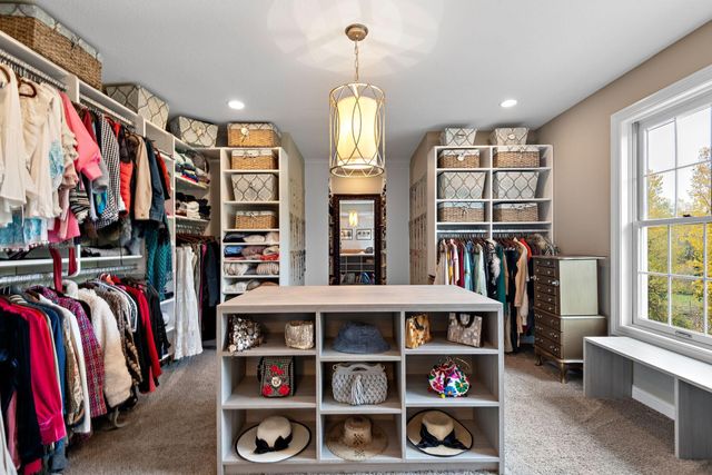 2012 Pine Ridge Drive, West Saint Paul, MN 55118