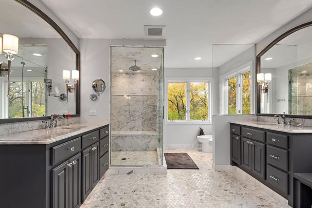 2012 Pine Ridge Drive, West Saint Paul, MN 55118