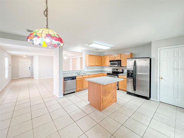 7337 HUNTERS GREENE CIRCLE, Lakeland, FL 33810