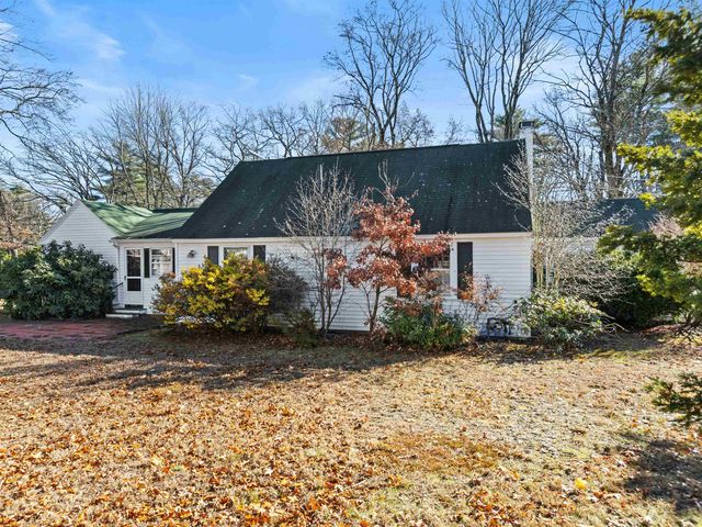 31 Ashland Street, Nashua, NH 03064