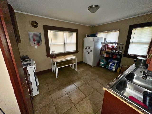 4415 N 36th STREET, Milwaukee, WI 53209