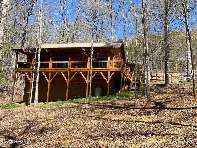 28 Copper Fox Corner, Murphy, NC 28906