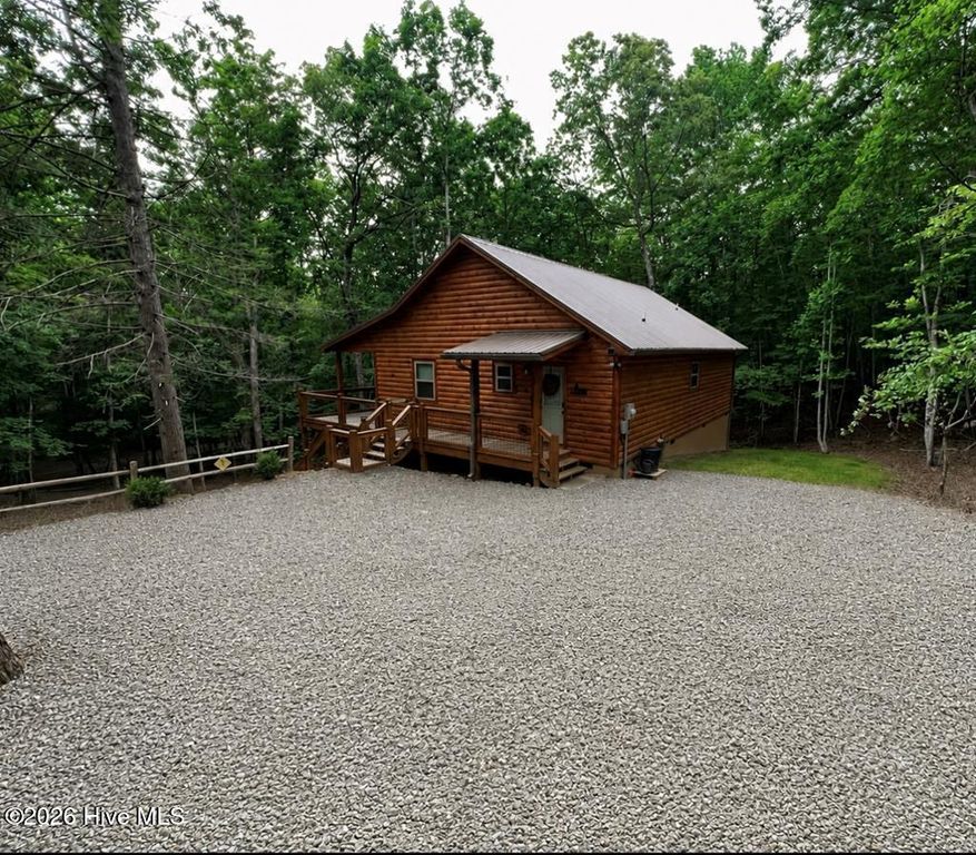 28 Copper Fox Corner, Murphy, NC 28906