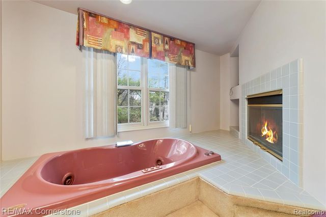 7632 Danbury Circle Circle, West Bloomfield, MI 48322