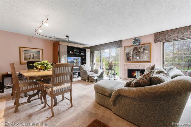 7632 Danbury Circle Circle, West Bloomfield, MI 48322