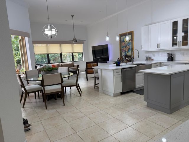 6923 Antinori Lane, Boynton Beach, FL 33437