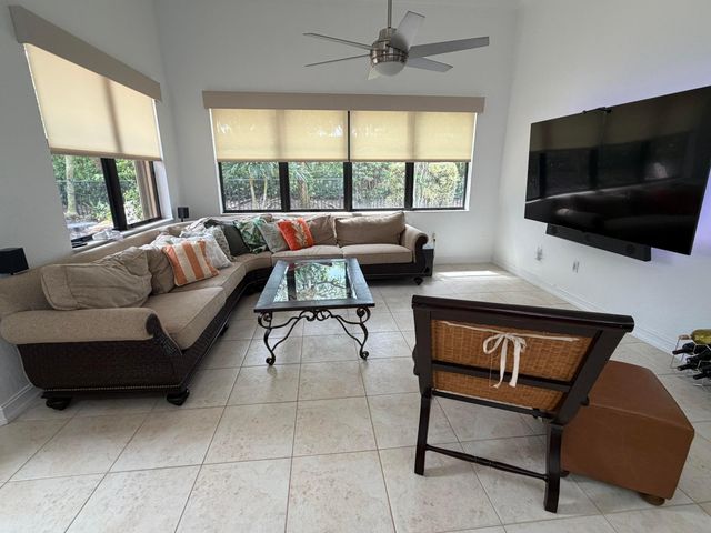 6923 Antinori Lane, Boynton Beach, FL 33437