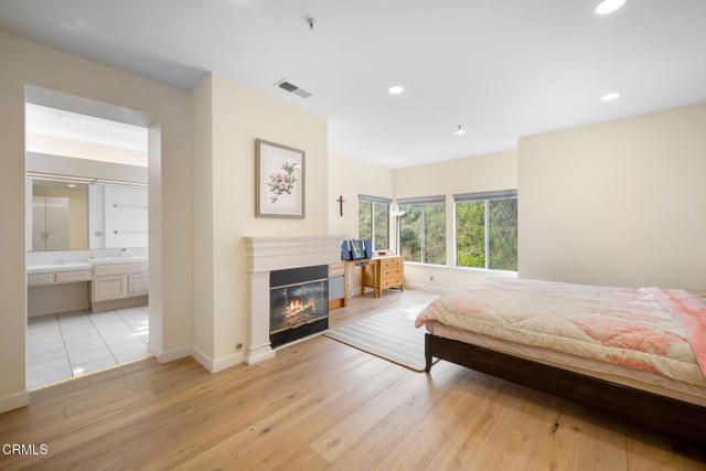 925 Calle La Primavera, Glendale, CA 91208