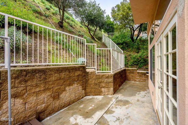 925 Calle La Primavera, Glendale, CA 91208