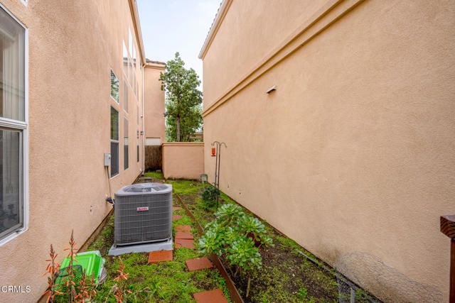 925 Calle La Primavera, Glendale, CA 91208