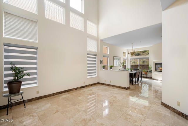 925 Calle La Primavera, Glendale, CA 91208