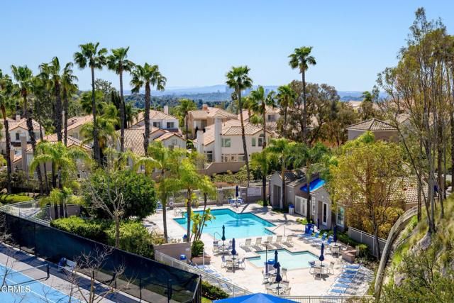 925 Calle La Primavera, Glendale, CA 91208