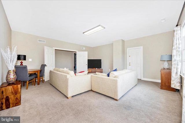 14746 NEW WINDSOR RD, New Windsor, MD 21776