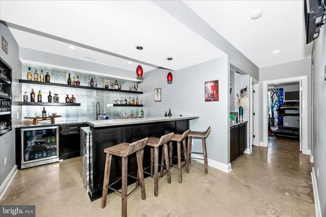 14746 NEW WINDSOR RD, New Windsor, MD 21776