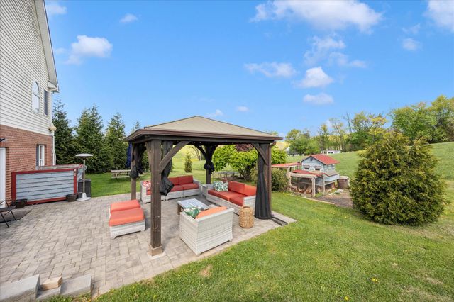 14746 NEW WINDSOR RD, New Windsor, MD 21776