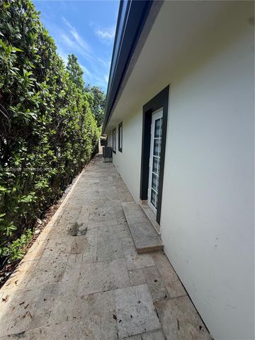 9341 Dickens Avenue, Surfside, FL 33154