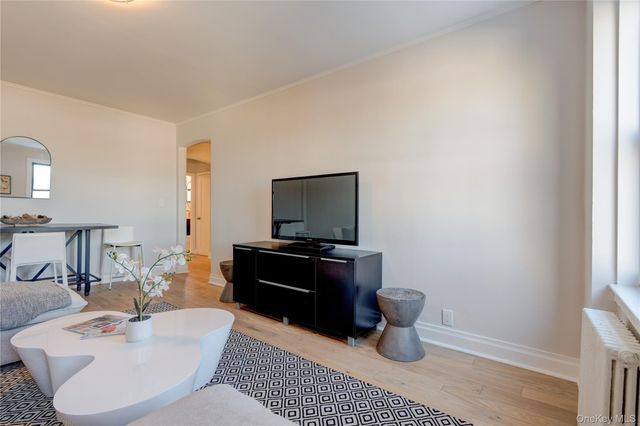 2226 76th Street C3, East Elmhurst, NY 11370