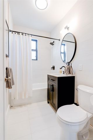 2226 76th Street C3, East Elmhurst, NY 11370