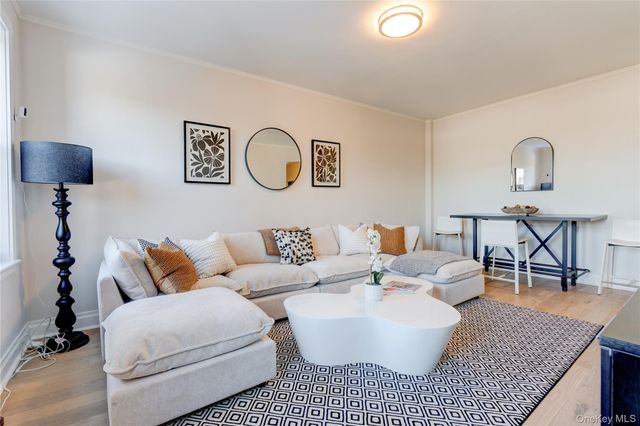 2226 76th Street C3, East Elmhurst, NY 11370