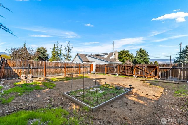 1000 N Western Avenue, Wenatchee, WA 98801