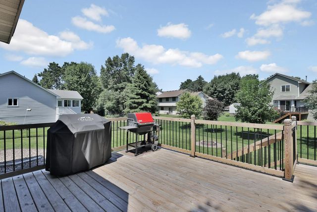 2055 130th Court NE, Blaine, MN 55449