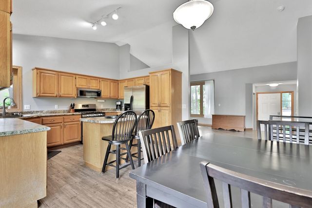 2055 130th Court NE, Blaine, MN 55449