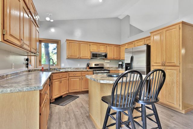2055 130th Court NE, Blaine, MN 55449