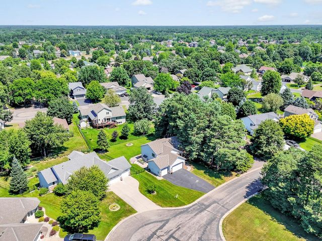 2055 130th Court NE, Blaine, MN 55449