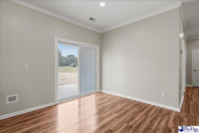 1423 E Home Avenue, Hartsville, SC 29550