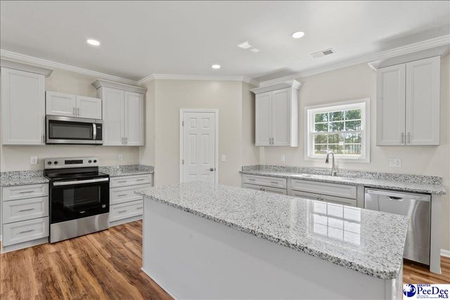 1423 E Home Avenue, Hartsville, SC 29550