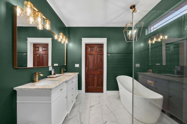 8106 Savannah Bay Drive, Ooltewah, TN 37363