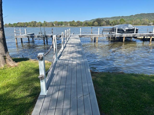 8106 Savannah Bay Drive, Ooltewah, TN 37363